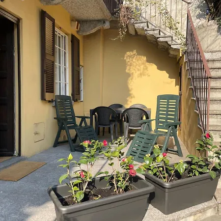Lungolago By Interhome לקו