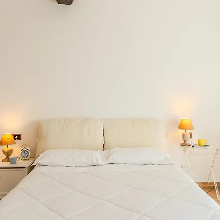 Lungolago By Interhome דירה לקו