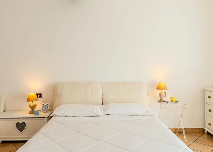 Lungolago By Interhome Lejlighed Lecco